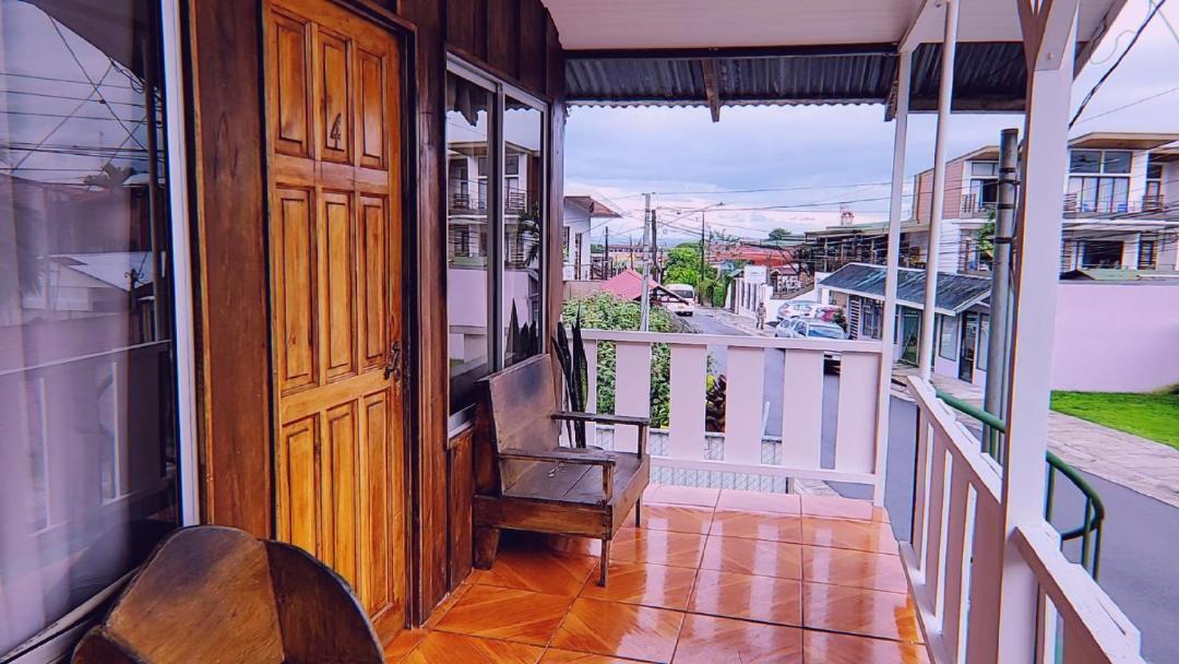Alpha Arenal Hostel La Fortuna Kültér fotó